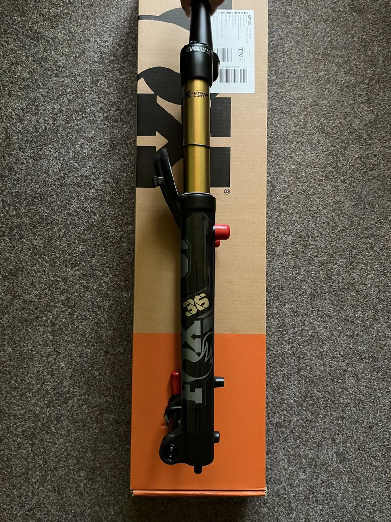 Vidlice FOX 36 Factory 29" | 140mm