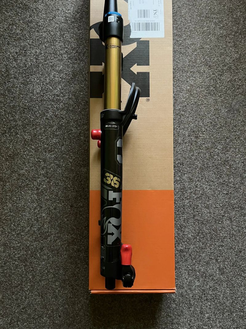 Vidlice FOX 36 Factory 29" | 140mm