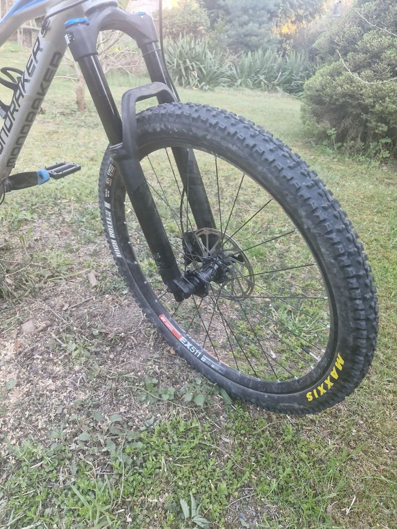 Mondraker Superfoxy 2023