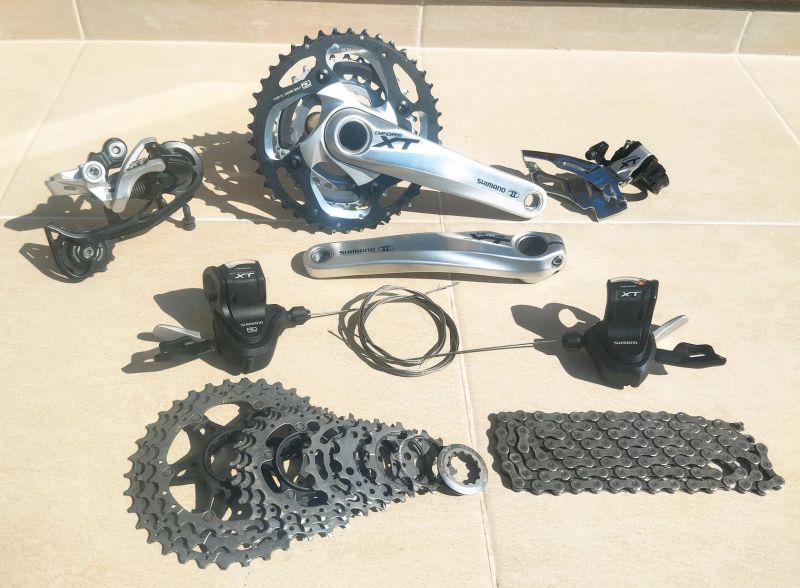 Shimano XT komplet - jako nová 