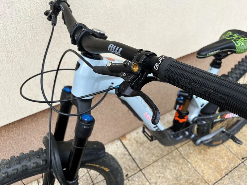 Prodám Trek Slsah gen 6 mullet vel.M/L