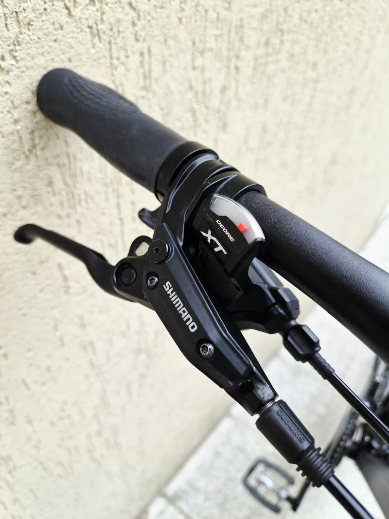 #75 Zánovní Merida Crossway XT edition AIR, pro 170-190cm