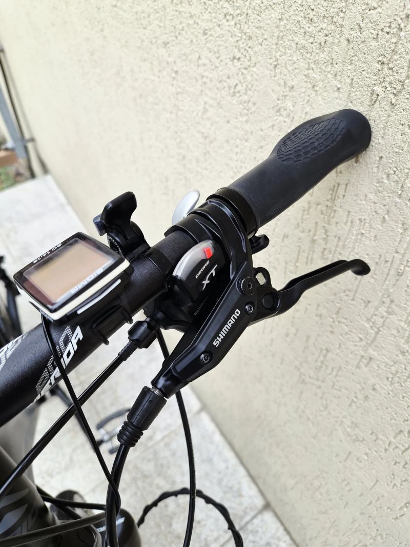 #75 Zánovní Merida Crossway XT edition AIR, pro 170-190cm