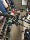Commencal Absolut Pike 2025