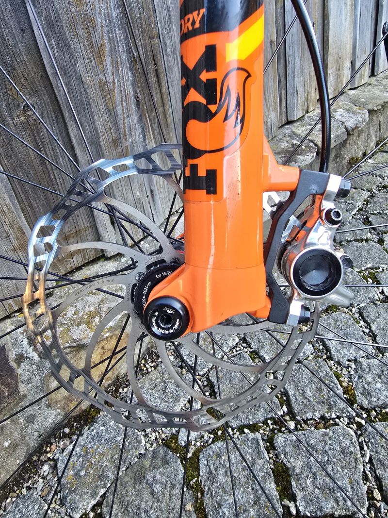 BMC Teamelite 01, vel. L, Fox SC kashima, Magura