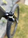 Specialized S-Works WC s FlightAttendant a špičkové kola Duke 
