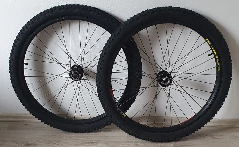 26 Výplety Remerx SuperJumbo/DaBomb Head Spin