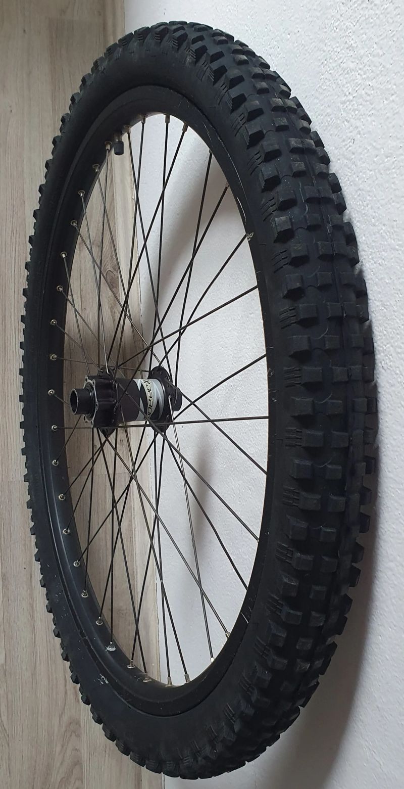 26 Výplety Remerx SuperJumbo/DaBomb Head Spin