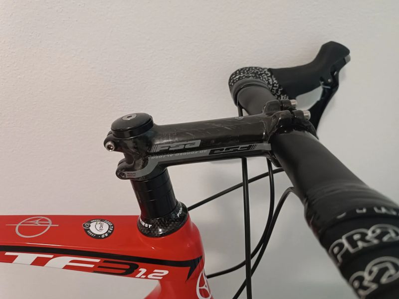 Nové karbónové silniční kolo Fondriest TF3