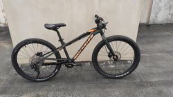 Rock Machine Blizz 24"