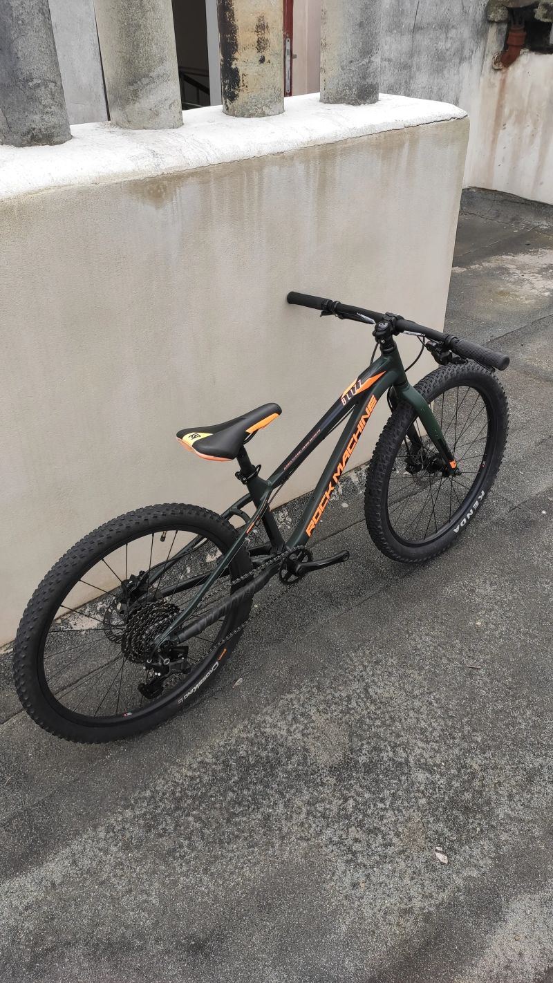 Rock Machine Blizz 24"