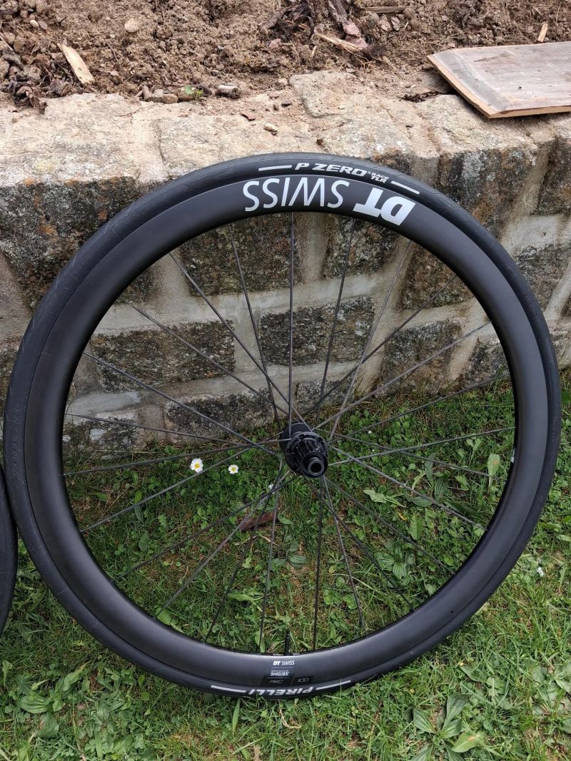 DT Swiss ARC 1100 DICUT 38 DB 28", Carbon, Center Lock