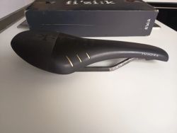 sedlo Fizik Tundra M1 Braided