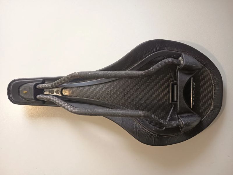 sedlo Fizik Tundra M1 Braided
