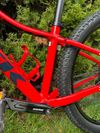TREK Marlin 8 2022 – Velikost XS – Gloss Radioactive Red