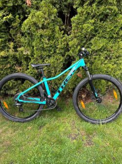 Trek Marlin 6 velikost S Miami Green/Royal