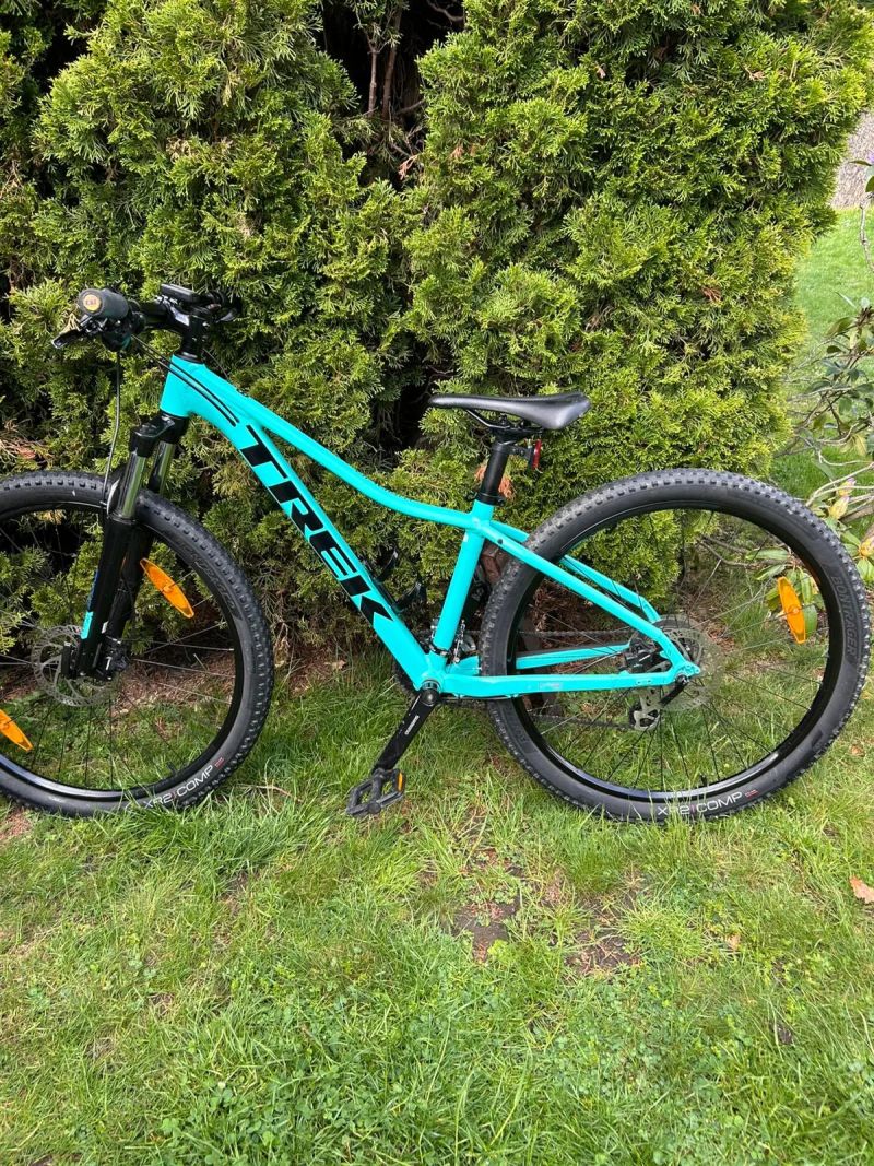 Trek Marlin 6 velikost S Miami Green/Royal