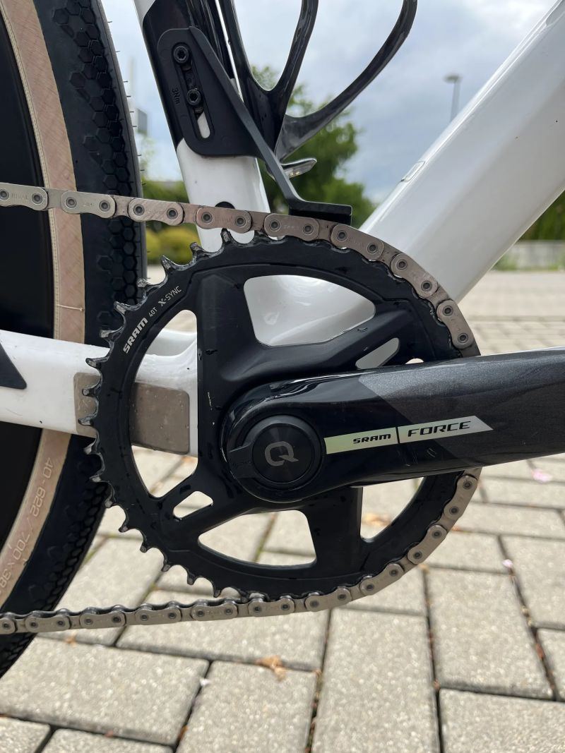 Canyon Inflite CF SLX 7, SRAM Force XPLR, Garmin Rally powermeter