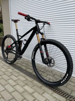 Karbonové celoodpružené kolo Cube Stereo 120 HPC SLT, XL