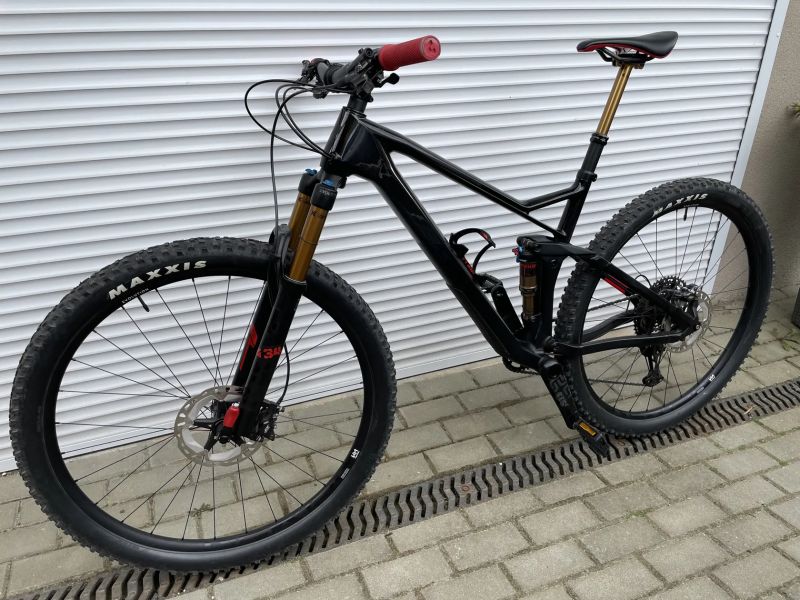 Karbonové celoodpružené kolo Cube Stereo 120 HPC SLT, XL