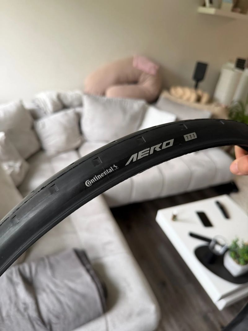 Nový Continental Aero 111 silniční plášť 26mm