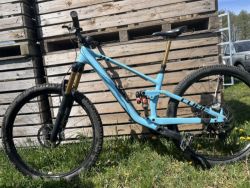 Cube stereo one44 C:62