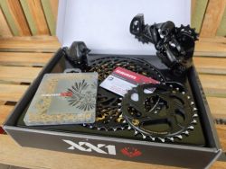 Prodám tuto sadu SRAM XX1 Eagle 1x12 (Karbon/Gold)