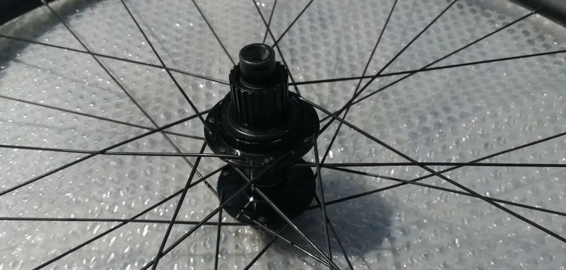  ráfky Stan's NoTubes Crest MK4, 28h, tubeless ready