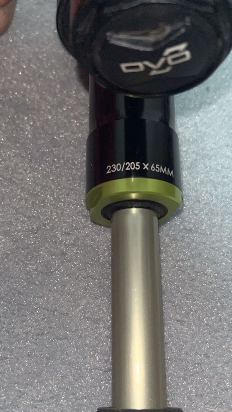 DVO Jade coil 230/205mm - 65mm + pružina 350lbs