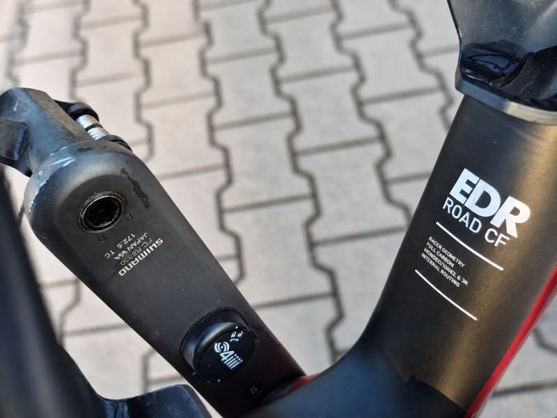 Van Rysel EDR CF ULTEGRA velikost M, dvě varianty výbavy (60 000 / 46 000 Kč)