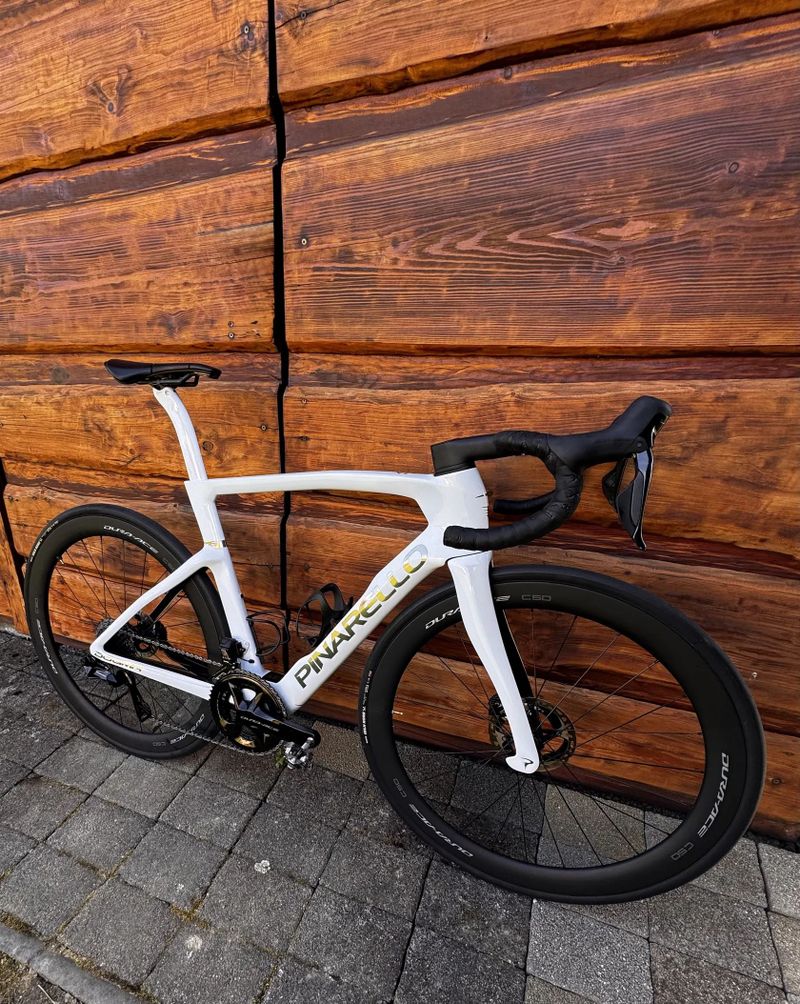 Pinarello dogma F vel. 54 (175-189cm)