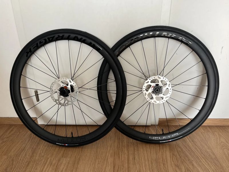 Bontrager Aeolus elite 35 - nejetá 