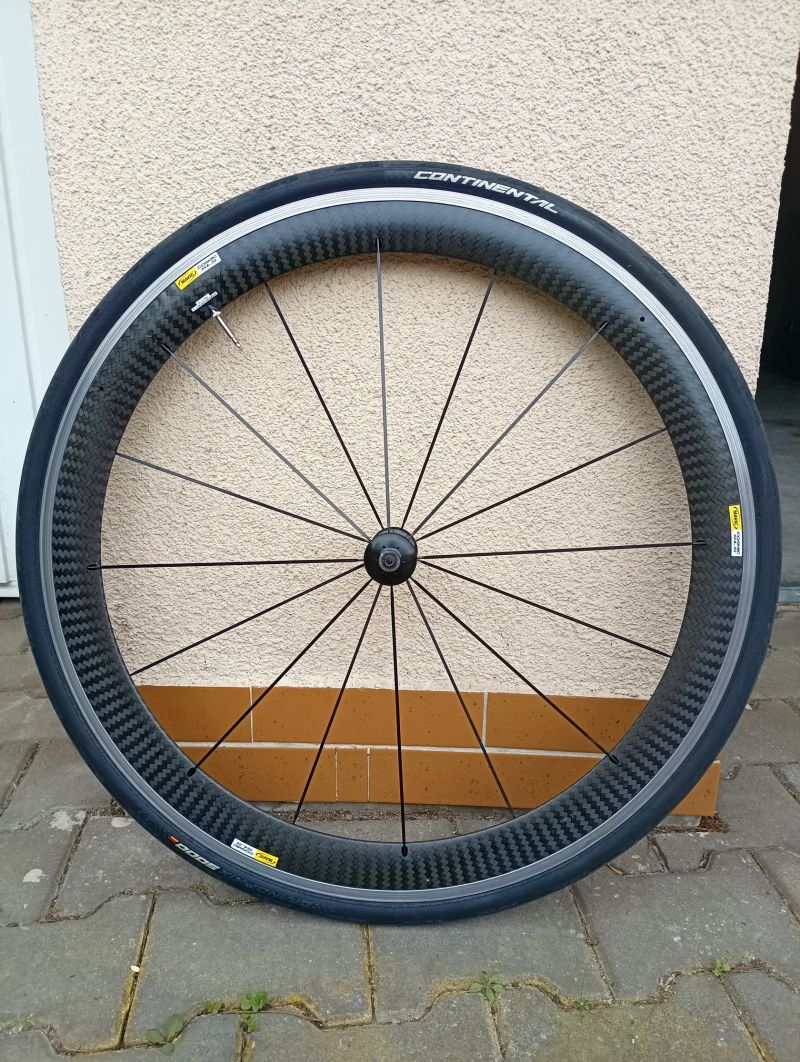 Enve SES a Mavic Cosmic SLS