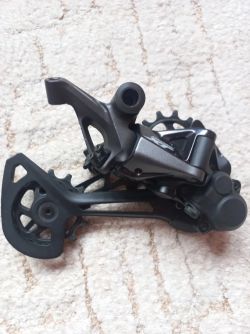 Přehazovačka Shimano XT RD-M8100, 12s SGS
