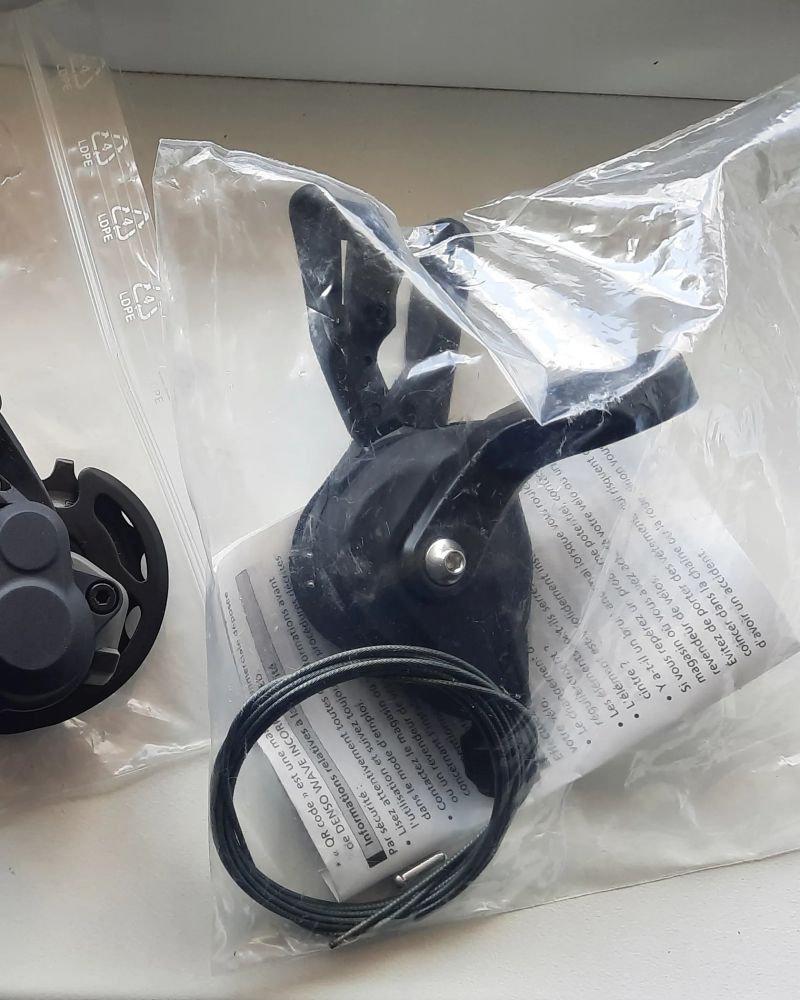 Shimano řazení SL-M4100 - 10s / SL-M5120 - 11s