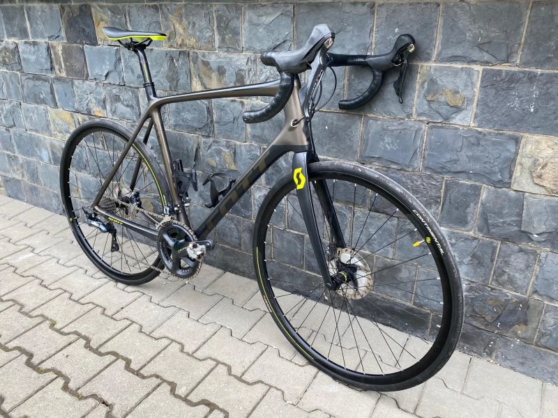 Scott Addict 10 disc - Shimano Ultegra + wattmeter 4iiii