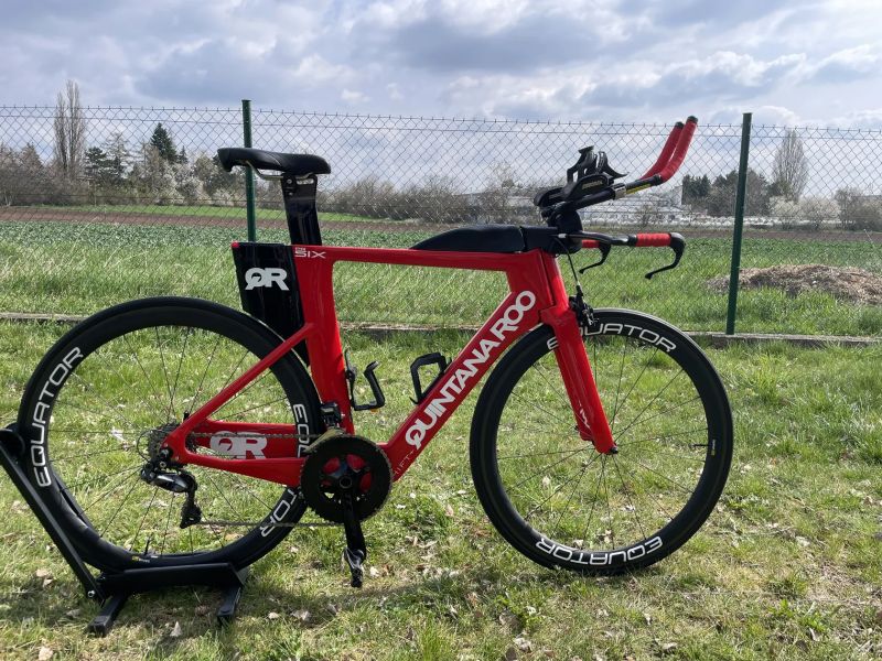 Quintana Roo PRsix (54 cm), Ultegra Di2, karbonová galusková kola