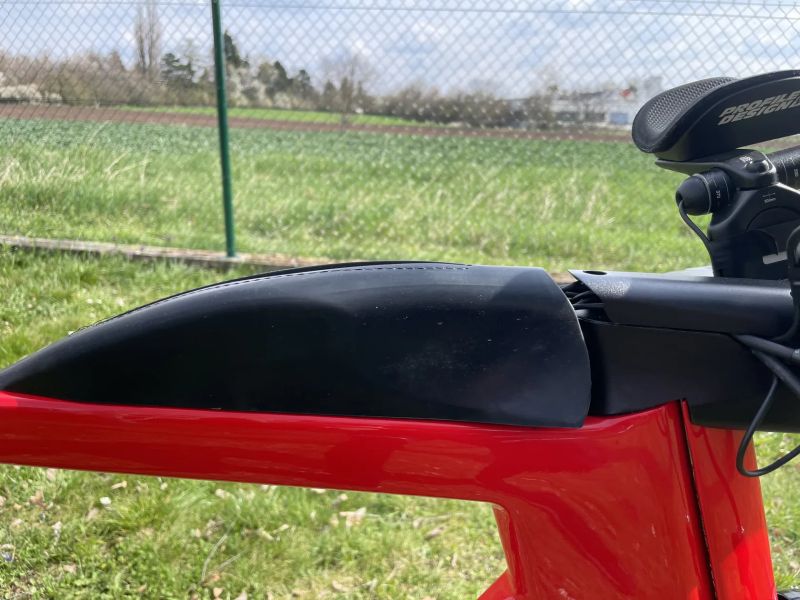 Quintana Roo PRsix (54 cm), Ultegra Di2, karbonová galusková kola