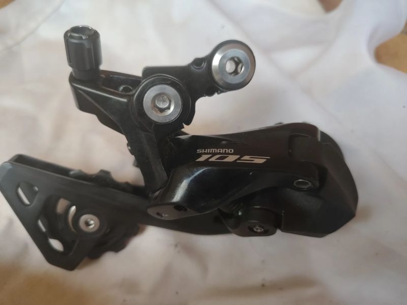 Shimano 2x11 disc, páky ST 685, trmeny rs805, saltr r7000 gs, smyk 6800