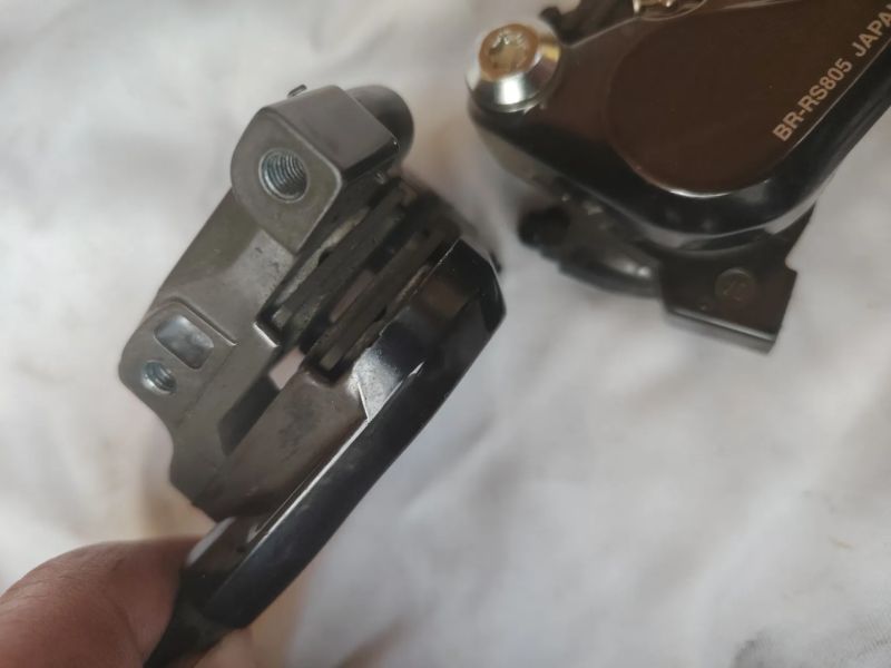 Shimano 2x11 disc, páky ST 685, trmeny rs805, saltr r7000 gs, smyk 6800