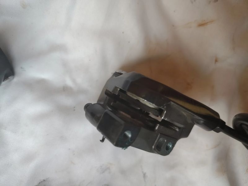 Shimano 2x11 disc, páky ST 685, trmeny rs805, saltr r7000 gs, smyk 6800