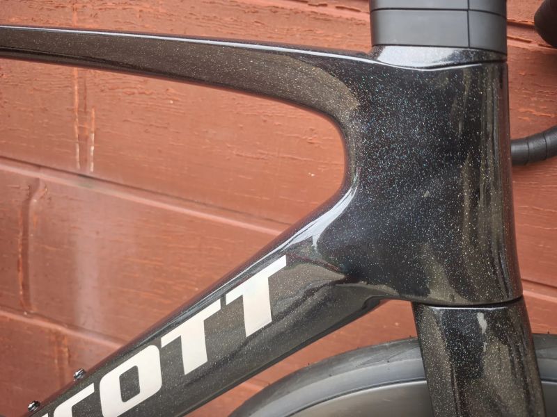 Scott foil rc 20, di2, karbonová kola, wattmetr