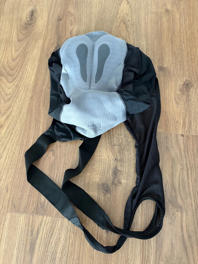 Isadore-Echelon Bib shorts