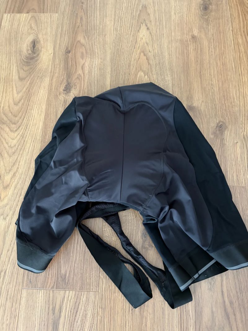 Isadore-Echelon Bib shorts