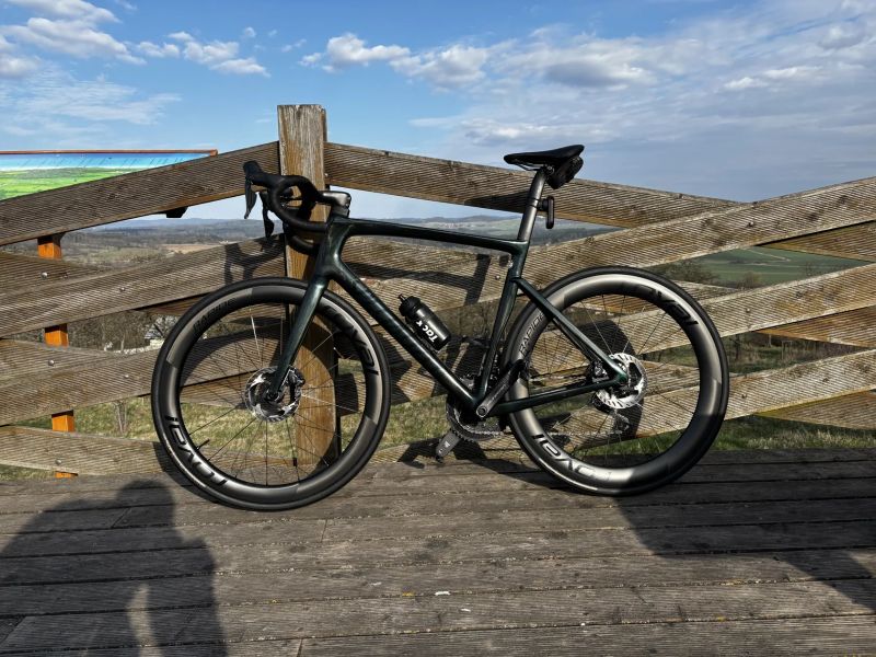 Specialized Tarmac SL7 Expert/ Roval Rapide CLX Il/ Roval Rapide Cockpit/ CeramicSpeed/58