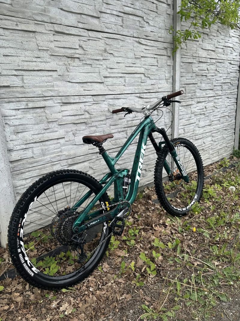 Trek Slash 8 gen 5 custom 
