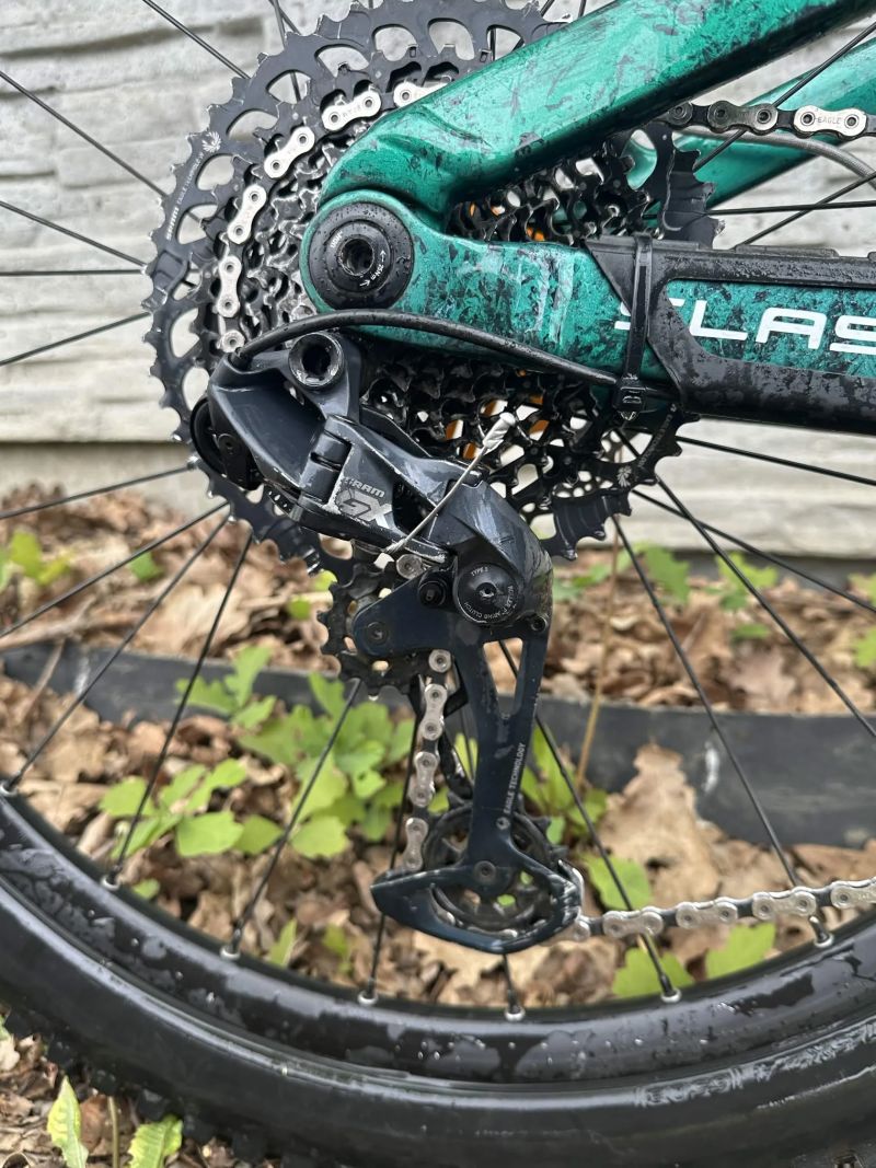 Trek Slash 8 gen 5 custom 