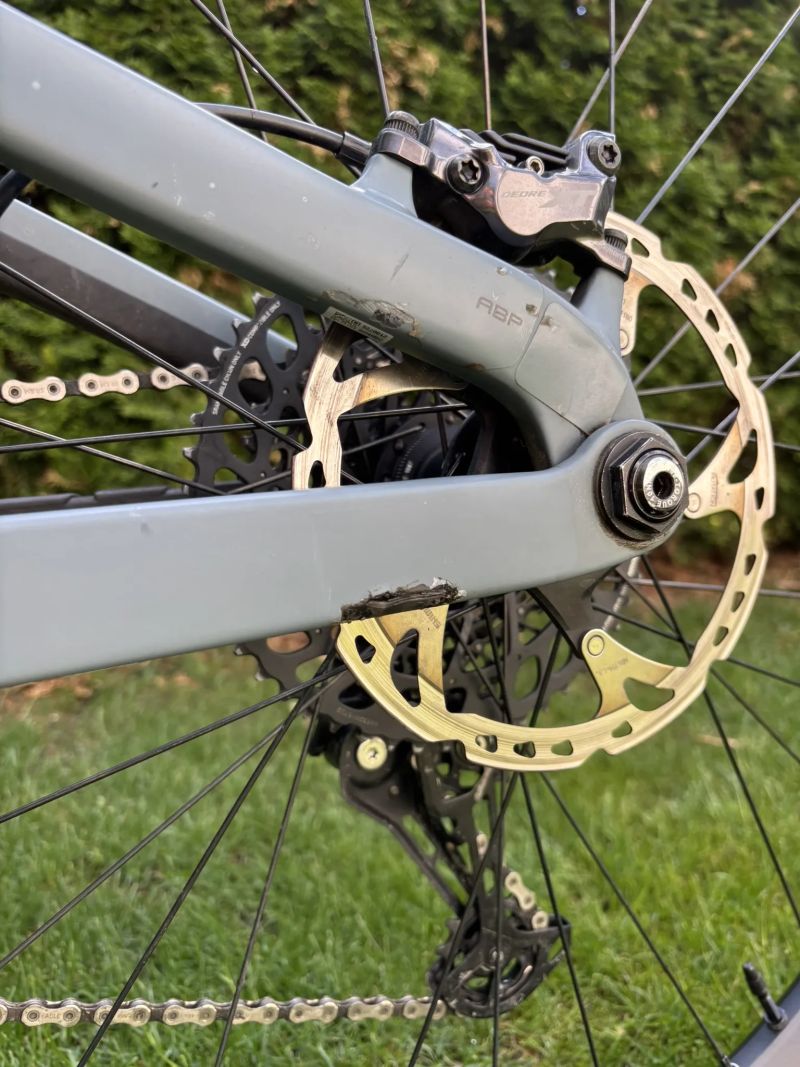 Trek Slash 9.8 XT ( velikost M/L) 