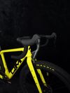 Nový gravel. QM AT30+. SRAM Rival E1 XPLR 1x13 eTap AXS 