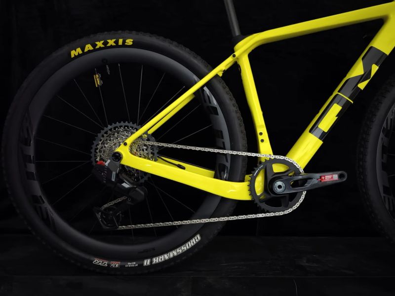 Nový gravel. QM AT30+. SRAM Rival E1 XPLR 1x13 eTap AXS 